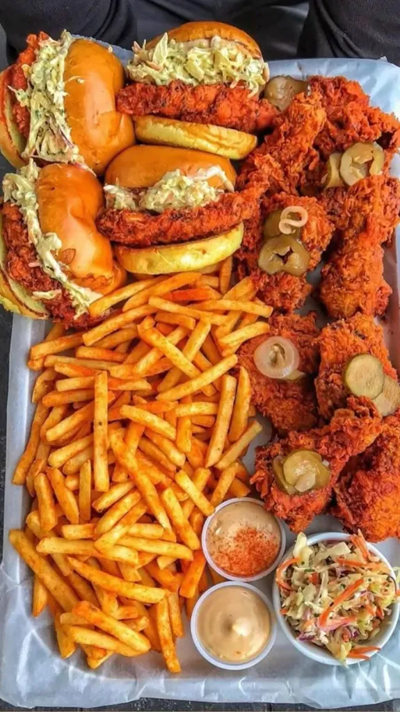 [CRSPYCHCKNFEAST1] Ultimate Spicy Chicken & Fries Feast 🍔🍟🍗 3 Sandwiches, 6 Crispy Tenders, Large Fries, 2 Dips, 1 Coleslaw