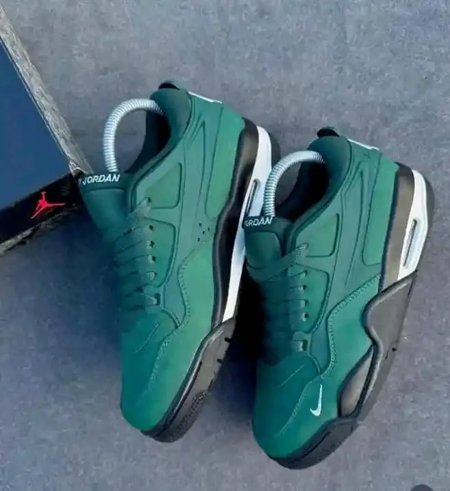 [JORDAN4EMERALD26] Jordan 4 'Emerald Swift' Sneakers 👟